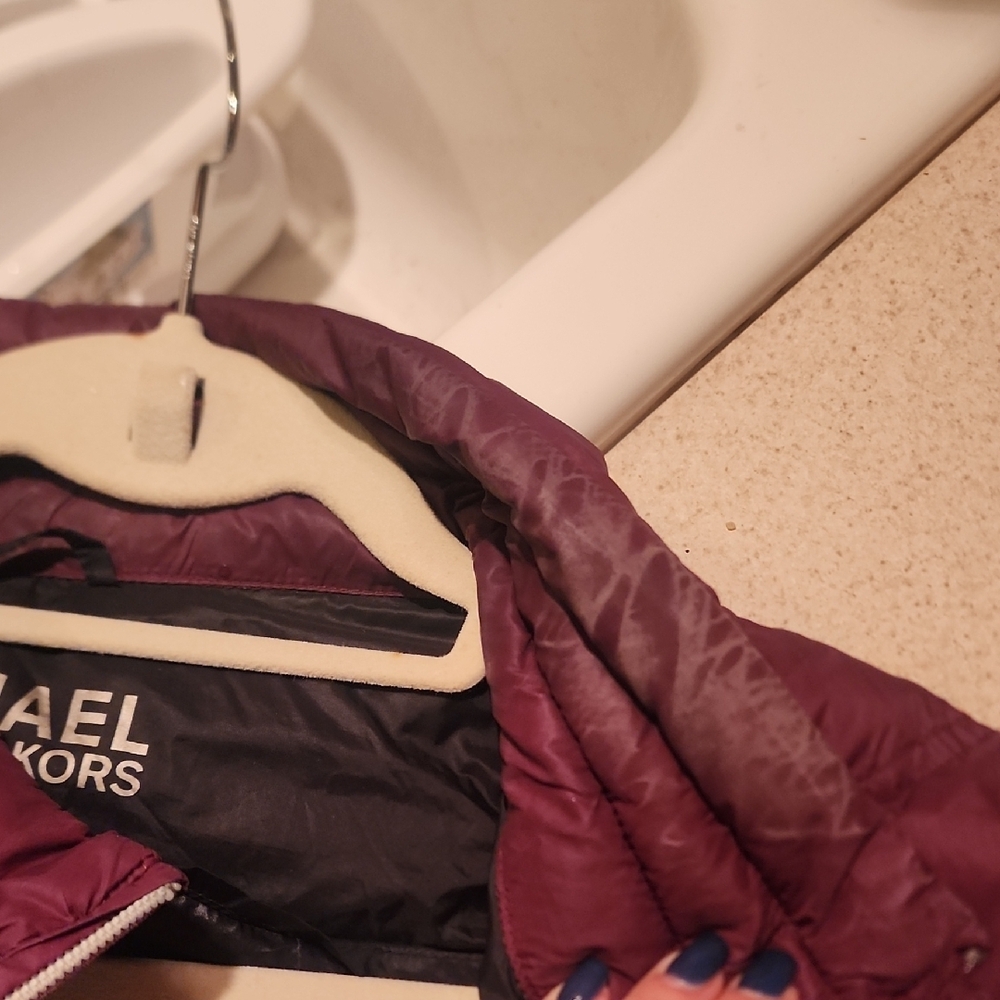 Michael Kors Women's Plum Puffer Jacket - Picture 7 of 12